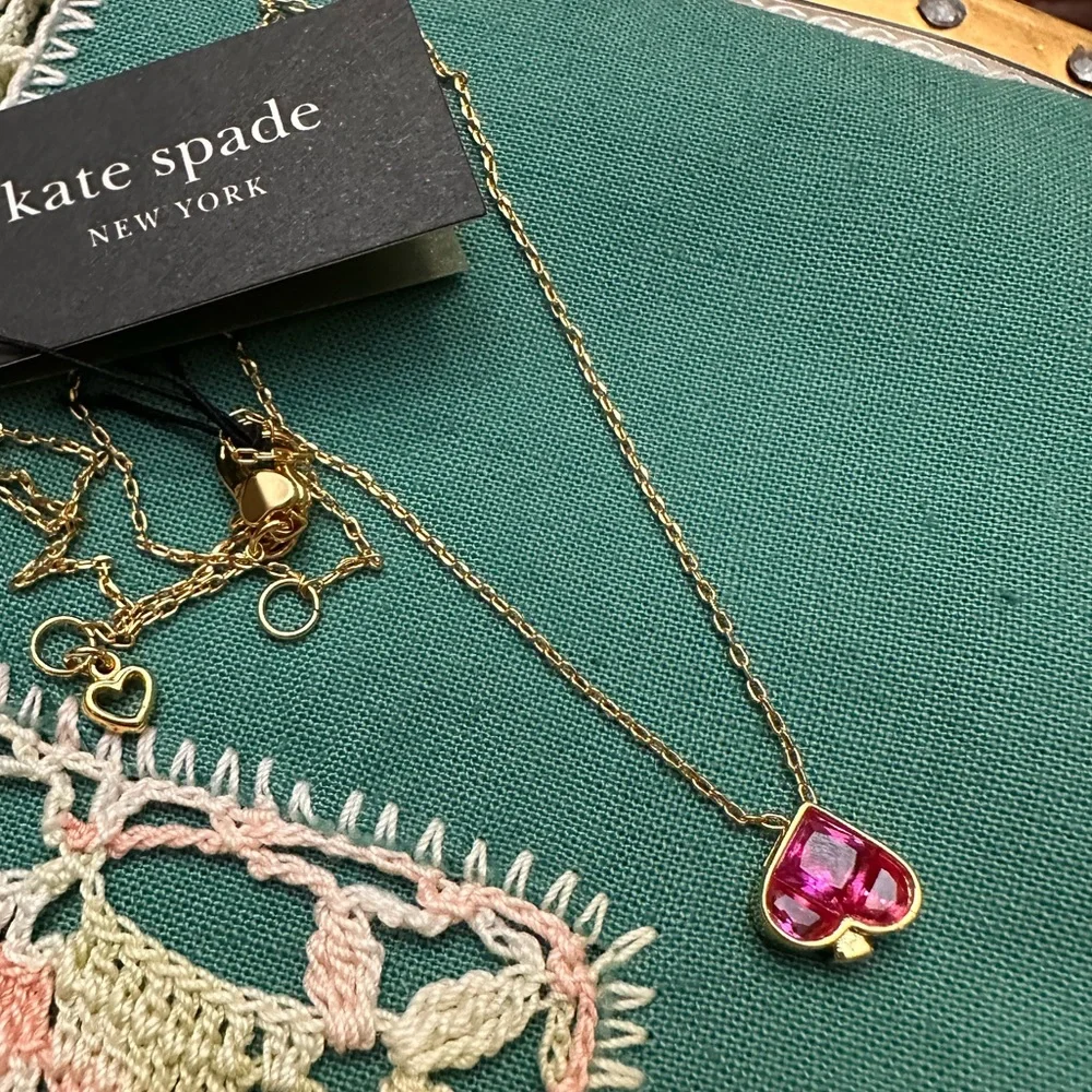 Kate Spade So‎ Spade Mini Pink Spade Necklace NEW